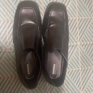 Sonoma Kids Dress Shoes!!! Worn once for a wedding party!!!